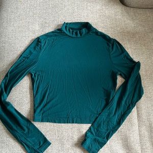 Green Crop Turtle Neck